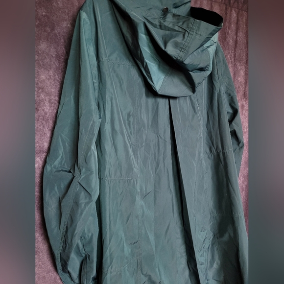1X Plus Sized Zuda Teal Hooded Raincoat From LAURA - Picture 12 of 15